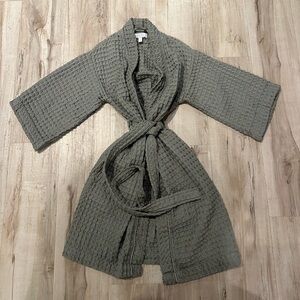 Nordstrom waffle knit sage green robe 100% Turkish Cotton